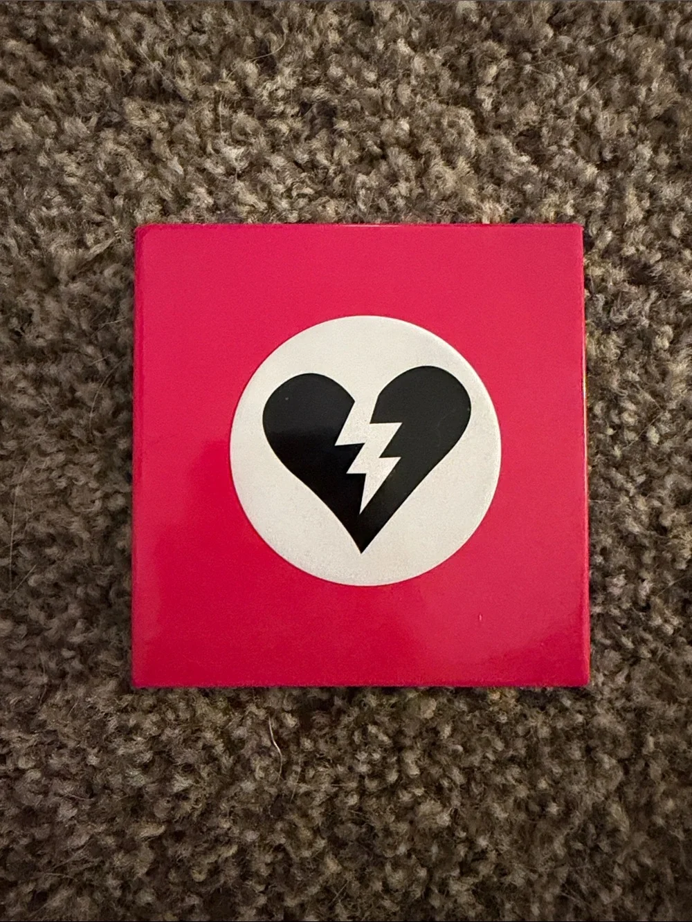 Fortnite Makeup Revolution Hot Pink Eyeshadow Compact with Black Lightning Heart